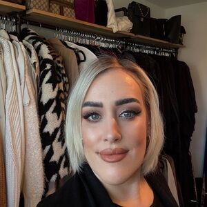 Meet your Posher, Lindsay